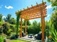 do-it-yourself-eine-pergola-zum-selberbauen-fuer-deinen-garten